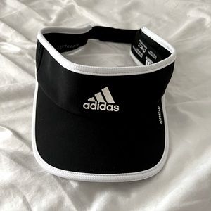 Adidas visor -NWOT